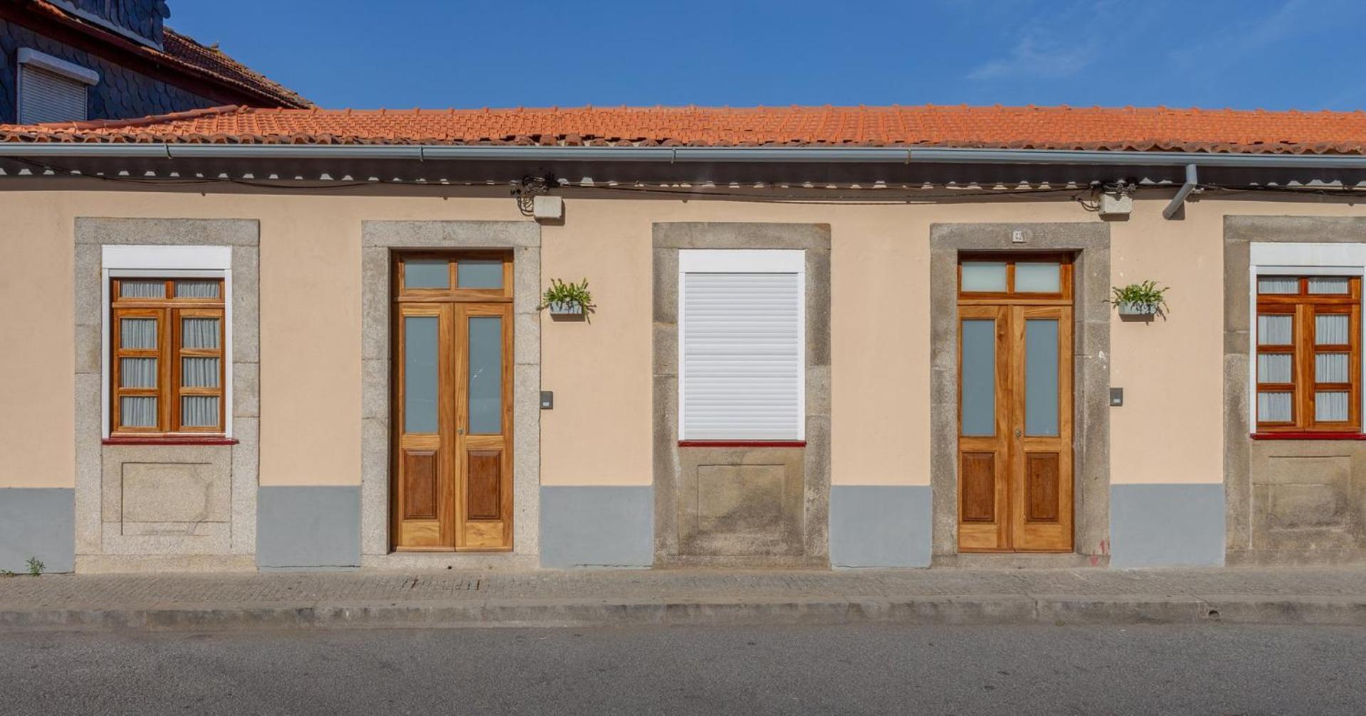 Guestready - Catorze De Outubro Houses II Вила Нова ди Гая Екстериор снимка