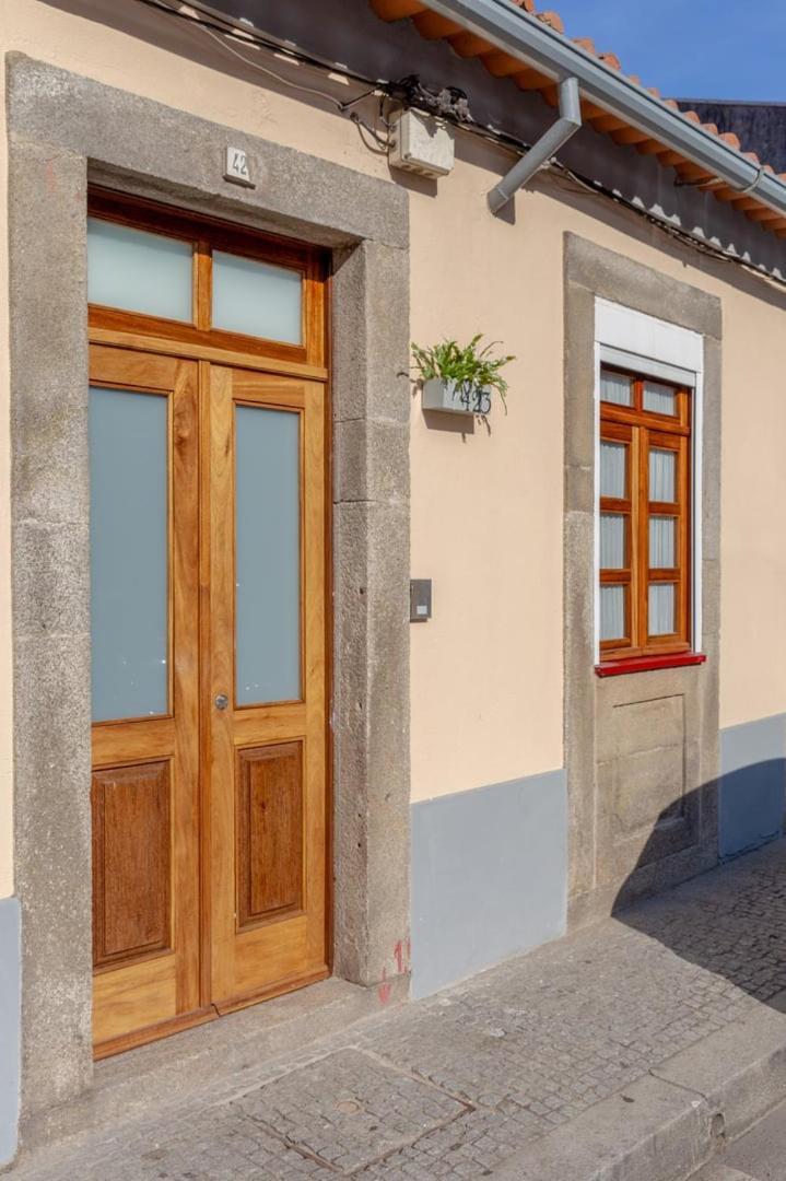 Guestready - Catorze De Outubro Houses II Вила Нова ди Гая Екстериор снимка