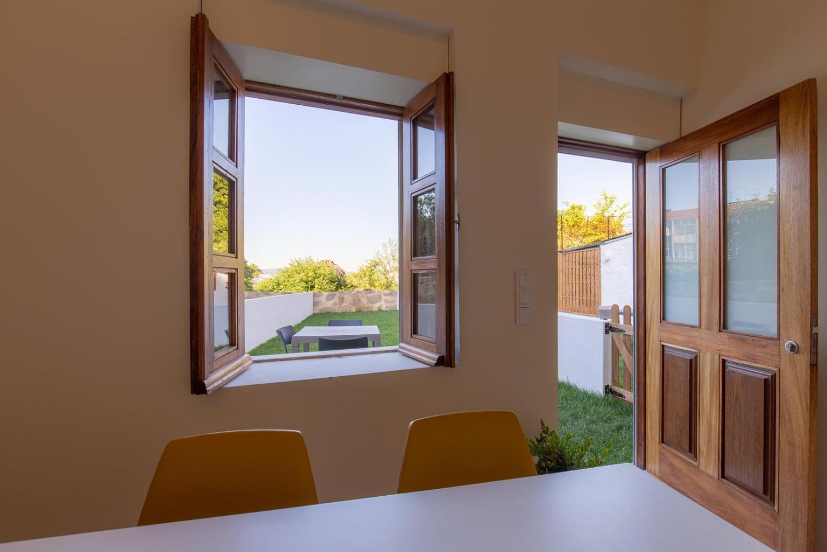 Guestready - Catorze De Outubro Houses II Вила Нова ди Гая Екстериор снимка