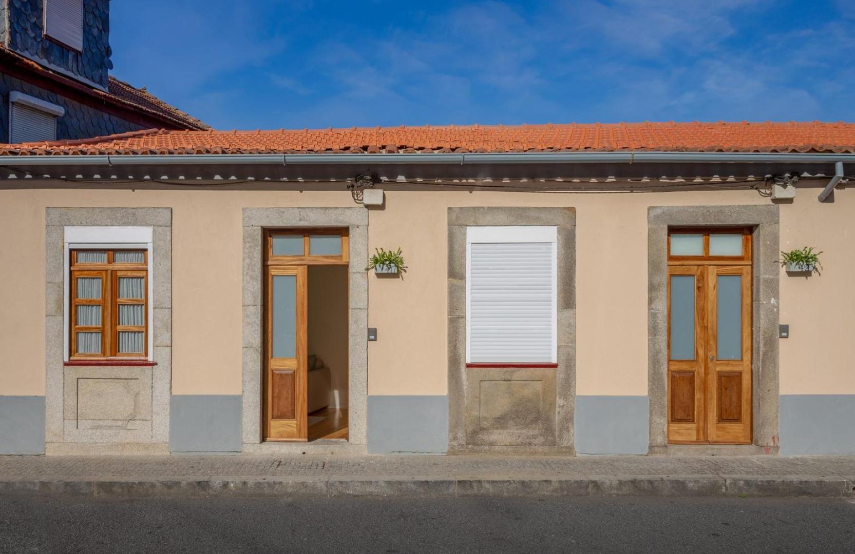 Guestready - Catorze De Outubro Houses II Вила Нова ди Гая Екстериор снимка